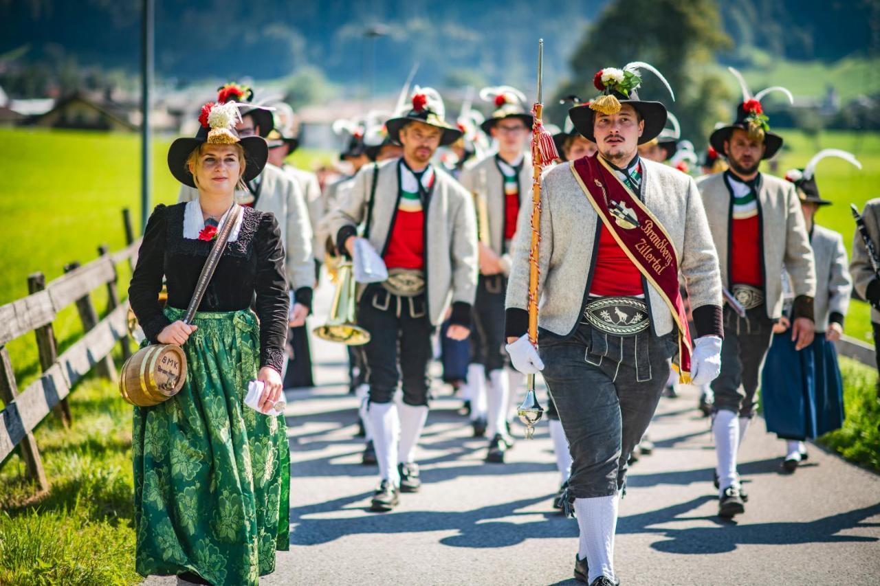 Monas Home Mayrhofen Esterno foto